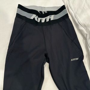 kith leggings
